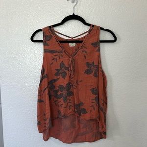 O’Neil high-low tank women’s size Small